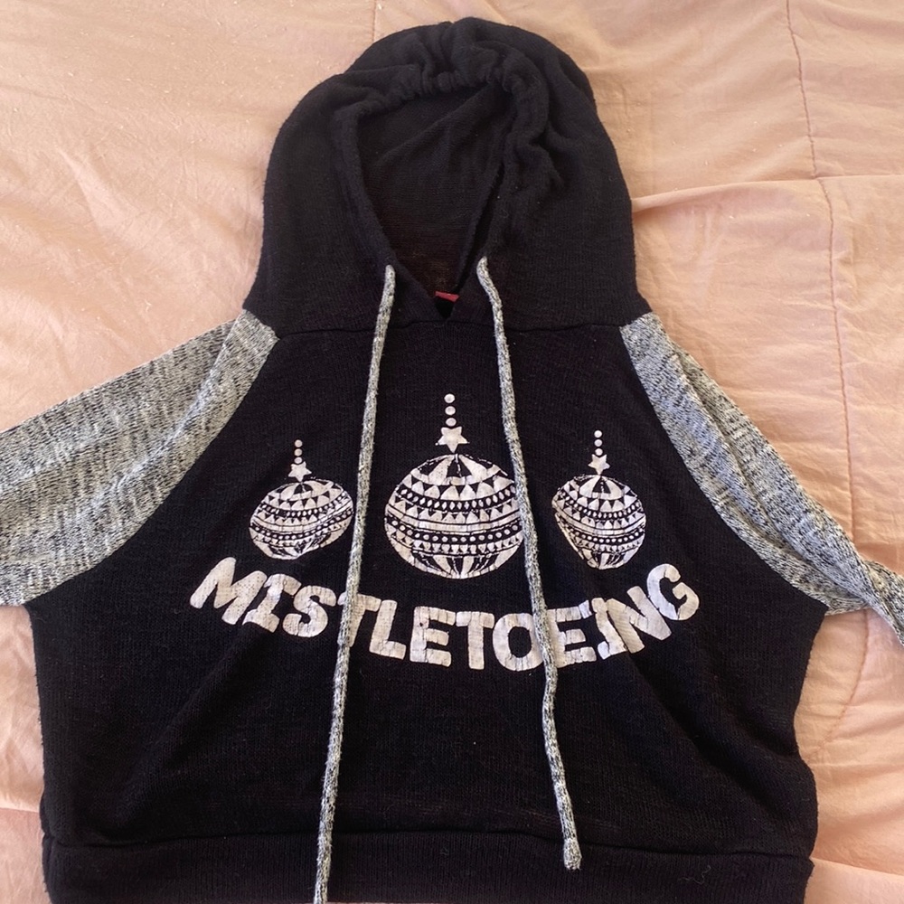 Cropped hoodie